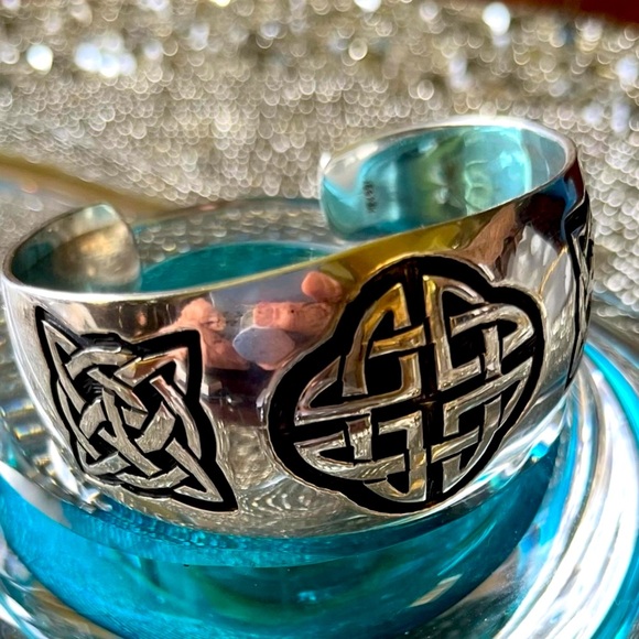 Celtic design 925 sterling silver cuff bracelet. ❣️ - Picture 3 of 9